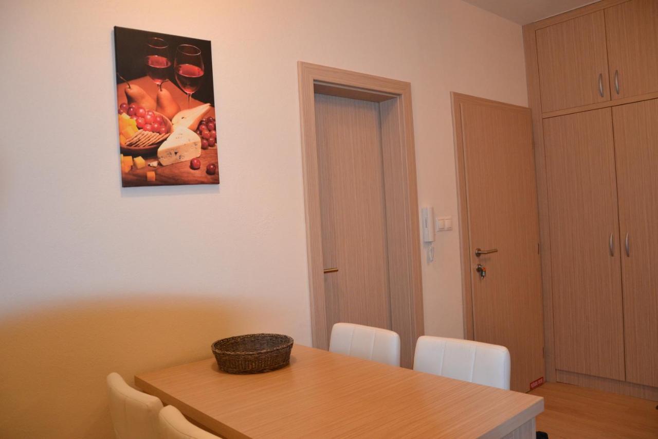 Apartman V Starej Lesnej S Balkonom Stará Lesná Buitenkant foto